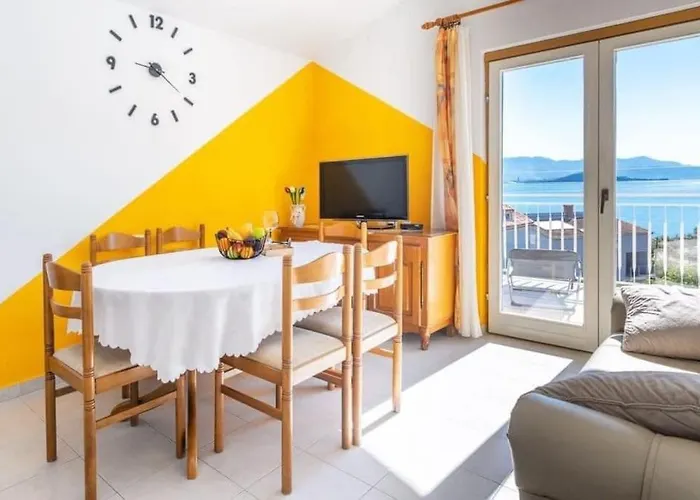 公寓 Stella, Slatine, Rovci, Otok Ciovo 特罗吉尔