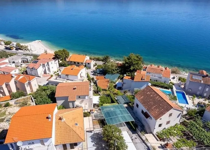 Stella, Slatine, Rovci, Otok Ciovo *