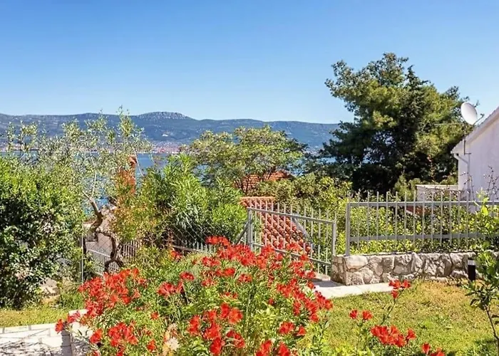 Stella, Slatine, Rovci, Otok Ciovo *